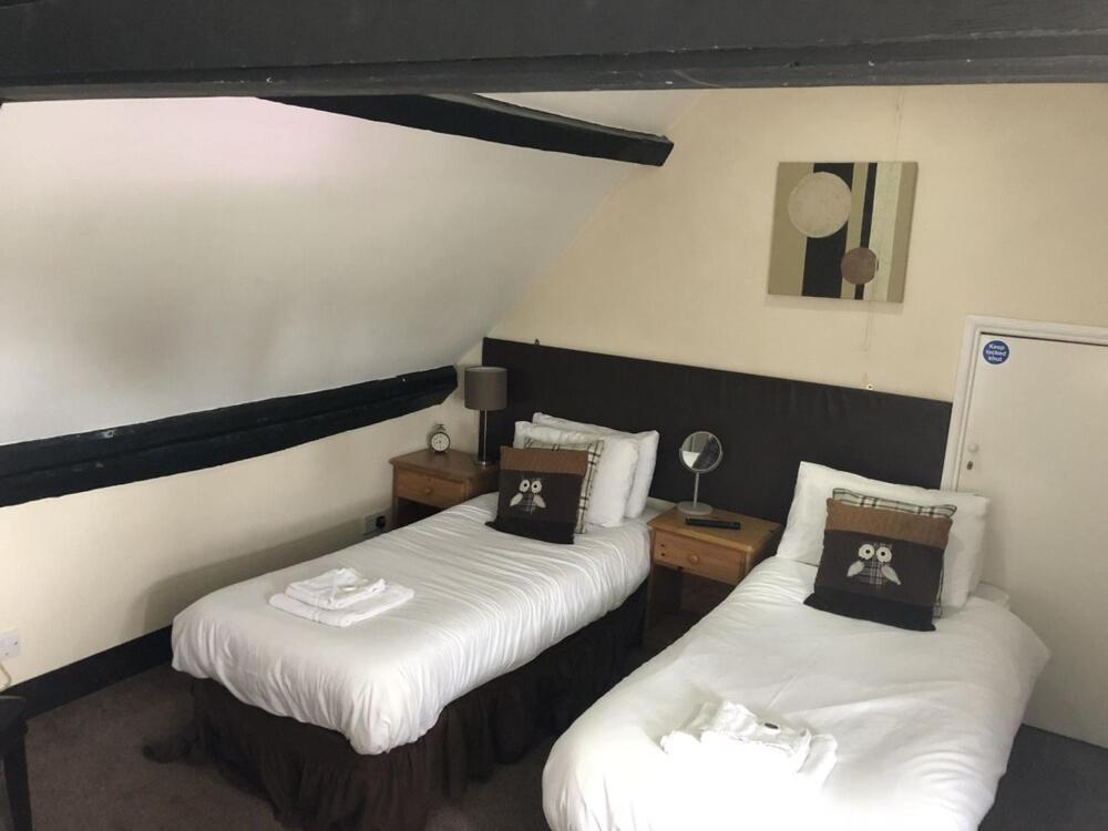 Pont Yates White Lion Hotel מראה חיצוני תמונה