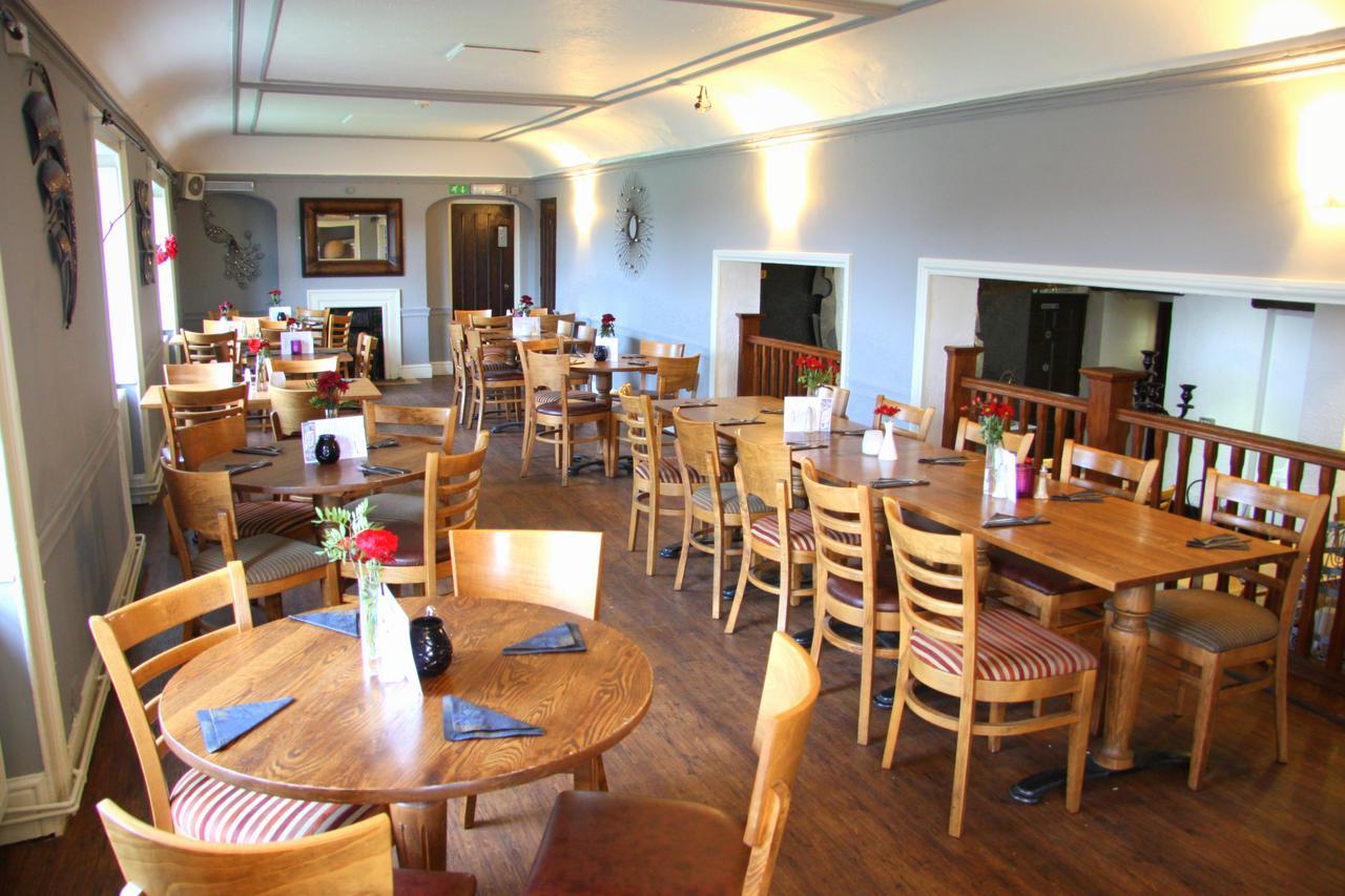 Pont Yates White Lion Hotel מראה חיצוני תמונה